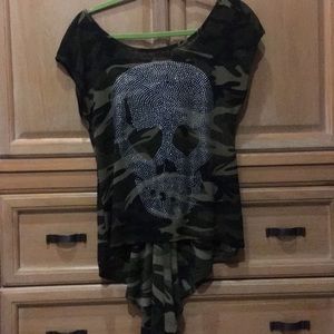 Camo Skull top